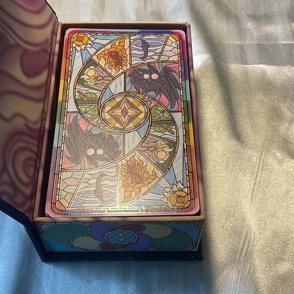 Of Folk & Fable Tarot Deck - Picture 3 of 3